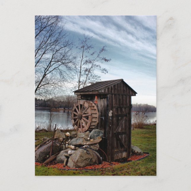 Carte Postale Milling about the old outhouse (Devant)