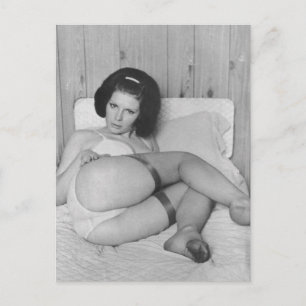 Carte Postale Modèle de lingerie vintage Risqué