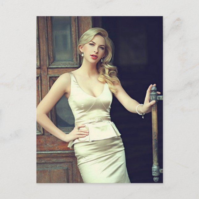 Carte Postale Modèle de mars du mois (Devant)