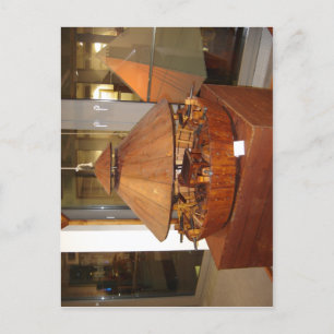 Carte Postale Modèle d'un réservoir basé sur des dessins de Leon