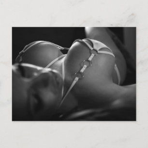 carte postale modèle lingerie