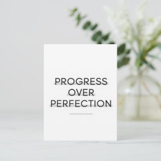 Carte Postale Modern typography progress over perfection text
