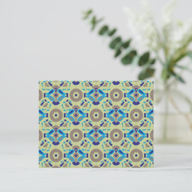 Carte Postale motif bleu et vert sur arrière - plan vert (Debout devant)
