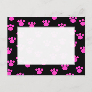 Carte Postale Motif Empreinte de patte rose et noir.