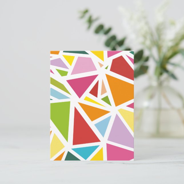 Carte Postale Motif triangles colorés 4 (Debout devant)