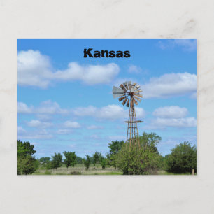 Carte Postale Moulin à vent du Kansas Country avec ciel bleu.