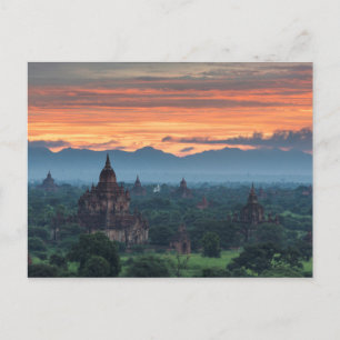 Carte Postale Myanmar, lever du soleil de Bagan