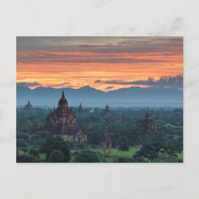 Carte Postale Myanmar, lever du soleil de Bagan (Devant)