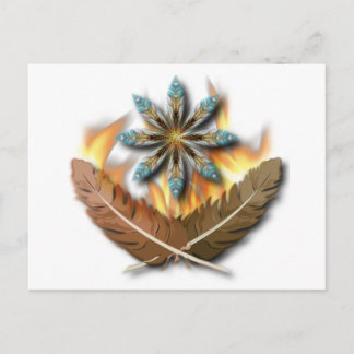 Carte Postale natif plumes de faucon à queue rouge et flammes nu