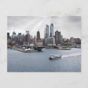Carte Postale New York City avec rayons solaires