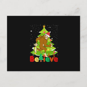 Carte Postale Noël Croire Bigfoot Xmas Arbre famille Matchin
