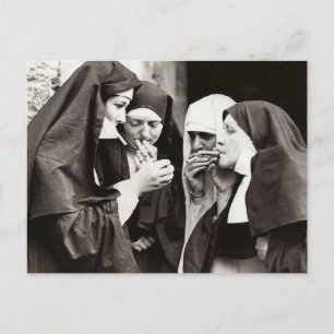 Carte Postale Nonnes fument Photographie Vintage