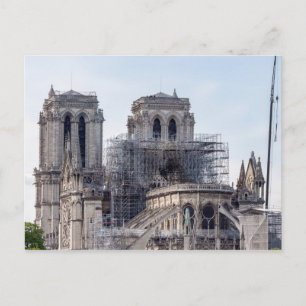 Carte Postale Notre Dame de Paris, le lendemain du feu de 2019