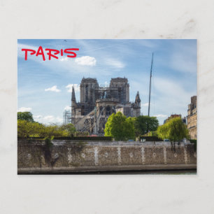 Carte Postale Notre Dame de Paris, le lendemain du feu de 2019