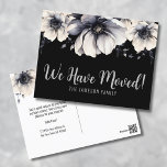Carte Postale Nouvelle adresse Aquarelle Floral Moving Faire-par<br><div class="desc">Une carte de faire-part émouvante. Faites savoir à vos amis et à votre famille que vous avez déménagé et que vous avez changé d'adresse. Joli et simple design floral moderne noir et blanc. Un look classique mais fantaisiste avec des fleurs noires, grises et crème avec typographie script et lettrage moderne....</div>