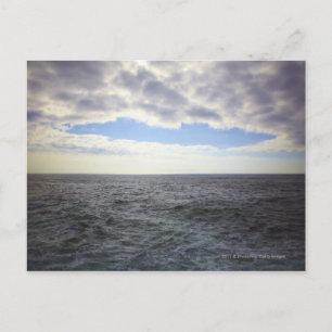 Carte Postale Nuages circulaires sur l'océan Atlantique