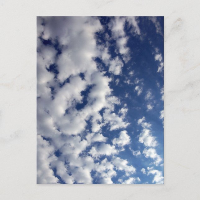 Carte Postale Nuages Puffy Sur Ciel Bleu (Devant)