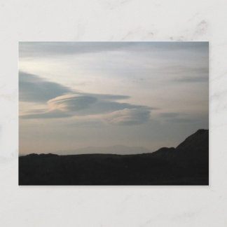 Carte Postale Nuages UFO