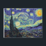 Carte Postale Nuit étoilée Vincent Van Gogh<br><div class="desc">Cette carte postale présente le tableau La nuit étoilée de Vicent Van Gogh. Il s'agit d'une huile sur toile peinte en 1889. L'histoire de Vincent Van Gogh coupant l'oreille après une bagarre avec son ami Paul Gauguin est bien connue et c'est arrivé en 1888. Après cela, et conformément à sa...</div>