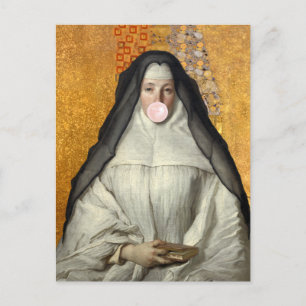 Carte Postale Nun souffler une gomme à bulle rose