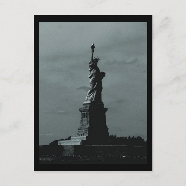 Carte Postale NYC Statue de la Liberté B&W (Devant)