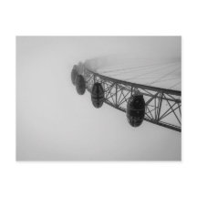 Oeil de Londres en brouillard épais
