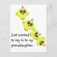 Oiseau jaune vert bébé