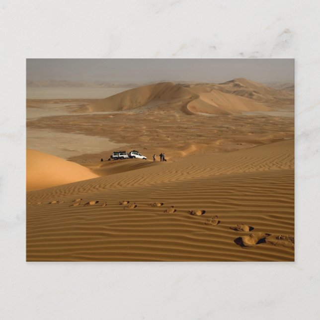 Carte Postale Oman, désert Rub Al Khali, roulant sur les dunes (Devant)
