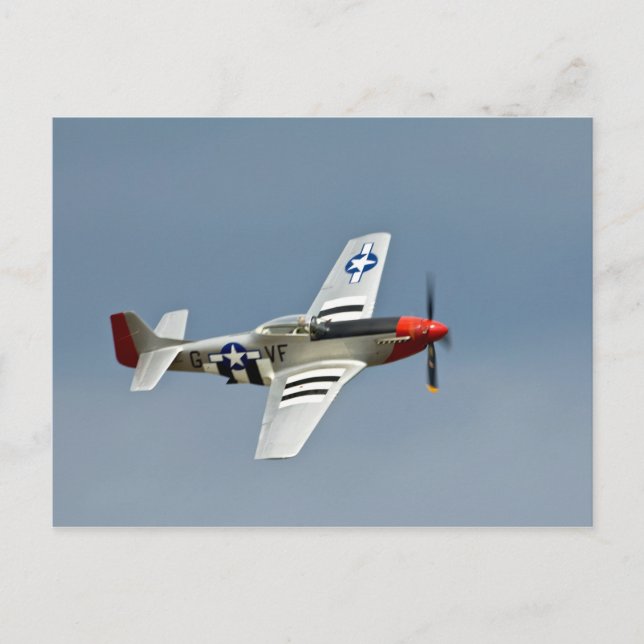 Carte Postale P-51D Mustang Fighter avec marquage D-Day volant (Devant)