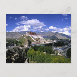 Carte Postale Palais du Potala sur une chaîne de montagnes depui