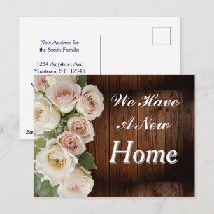 Carte Postale Panneaux de bois sombre et roses blanches pour un 