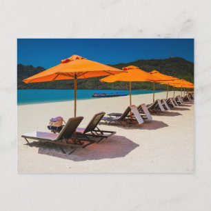 Carte Postale Parasols, Transats, Plage Tropicale