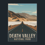 Carte Postale Parc national de Death Valley Vintage<br><div class="desc">Une description captivante et nostalgique du parc national de Death Valley, connu pour ses paysages spectaculaires, ses températures extrêmes et ses caractéristiques géologiques uniques. Le design capte des sites emblématiques comme le bassin de Badwater, le point le plus bas d'Amérique du Nord, les dunes de sable plat Mesquite et les...</div>