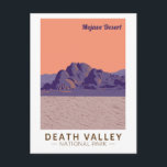 Carte Postale Parc national de la vallée de la Mort Voyage dans<br><div class="desc">Conception d'art vectoriel de la vallée de la mort. Le parc est connu pour le canyon de Titus,  avec une ville fantôme et des roches colorées,  et les salines du bassin de Badwater,  le point le plus bas d'Amérique du Nord.</div>