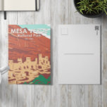 Carte Postale Parc national de Mesa Verde Colorado Coloré Vintag<br><div class="desc">Conception d'art vectoriel Mesa Verde. Le parc est connu pour ses habitations troglodytes Ancestral Puebloan bien préservées,  notamment l'immense Cliff Palace.</div>