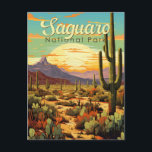 Carte Postale Parc national du Saguaro Illustration Rétro<br><div class="desc">Conception d'oeuvres vectorielles Saguaro. Le parc porte le nom du grand cactus saguaro,  originaire de son environnement désertique.</div>