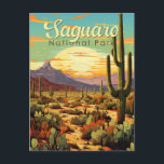 Carte Postale Parc national du Saguaro Illustration Rétro<br><div class="desc">Conception d'oeuvres vectorielles Saguaro. Le parc porte le nom du grand cactus saguaro,  originaire de son environnement désertique.</div>
