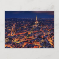 Paris vue panoramique de nuit avec le mignon tour