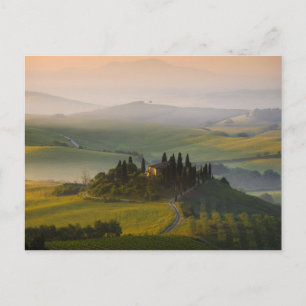 Carte Postale Paysage de collines de Toscane au lever du soleil