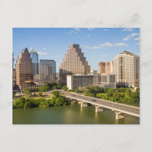 Carte Postale Paysage urbain du centre-ville sur le lac Lady Bir