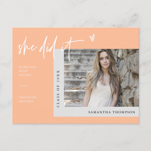 Carte Postale Peach Minimal Photo Elle L'A Fait Graduation (Devant)