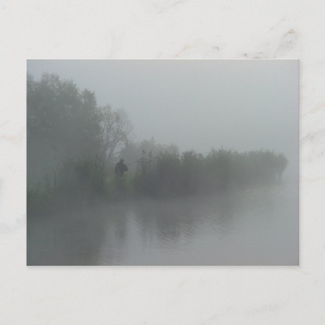 Carte Postale Pêcheur dans le brouillard (Devant)