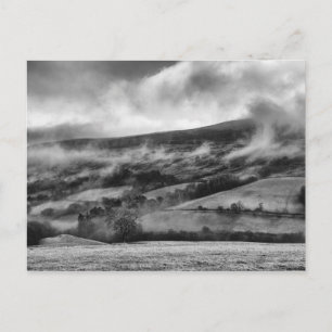 CARTE POSTALE PEN Y FAN, BRECON BEACONS, WALES - NOIR & BLANC