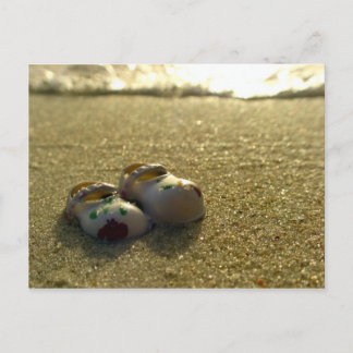 Carte Postale Petit-déjeuner - Chaussures de poupée à la plage F