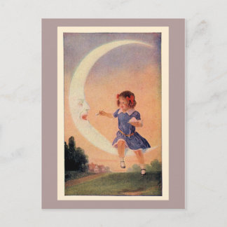 Carte Postale Petite fille assise sur la lune du croissant