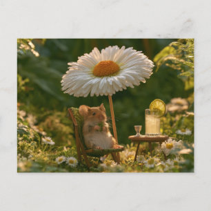 Carte Postale Petite Souris Se Relaxant Sur Une Chaise Longue So