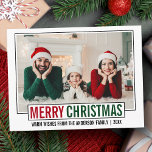 Carte Postale Photo de famille de Noël Joyeux<br><div class="desc">Carte postale moderne Joyeux Noël Famille Photo Vert et Rouge</div>
