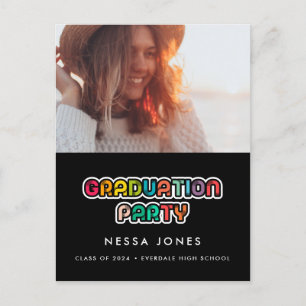 Carte Postale Photo de la fête de remise des diplômes colorée de