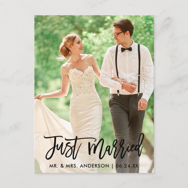 Carte Postale Photo de mariage moderne 'Juste mariés' écriture p (Devant)