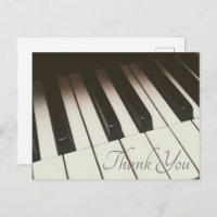 Photo élégante de touches de piano en N&B - Merci